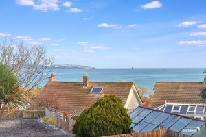 Photo 14- click for photo gallery